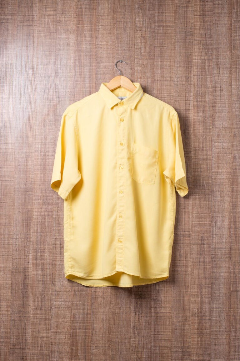 4 dicas de looks com camisa social amarela masculina!